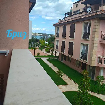 синьо лято